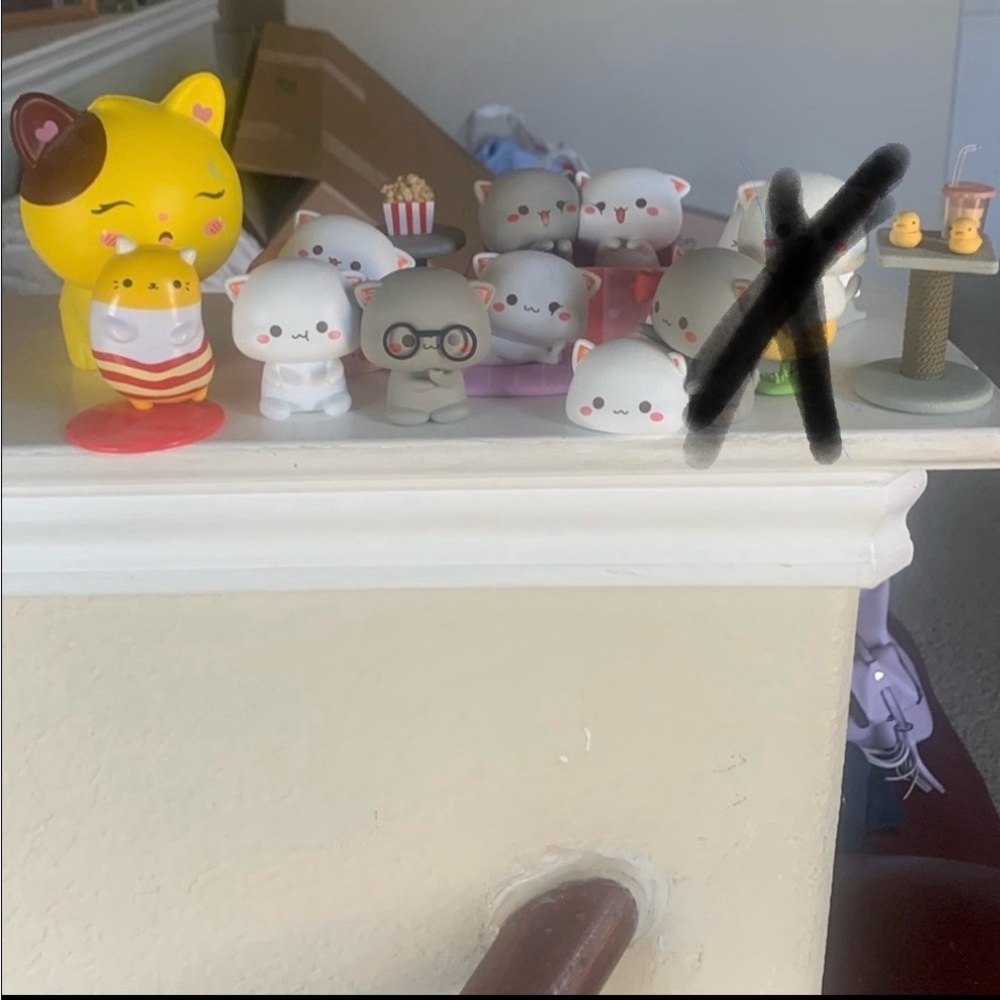 Mitao Cat Series Kawaii Figures Action Random Collection